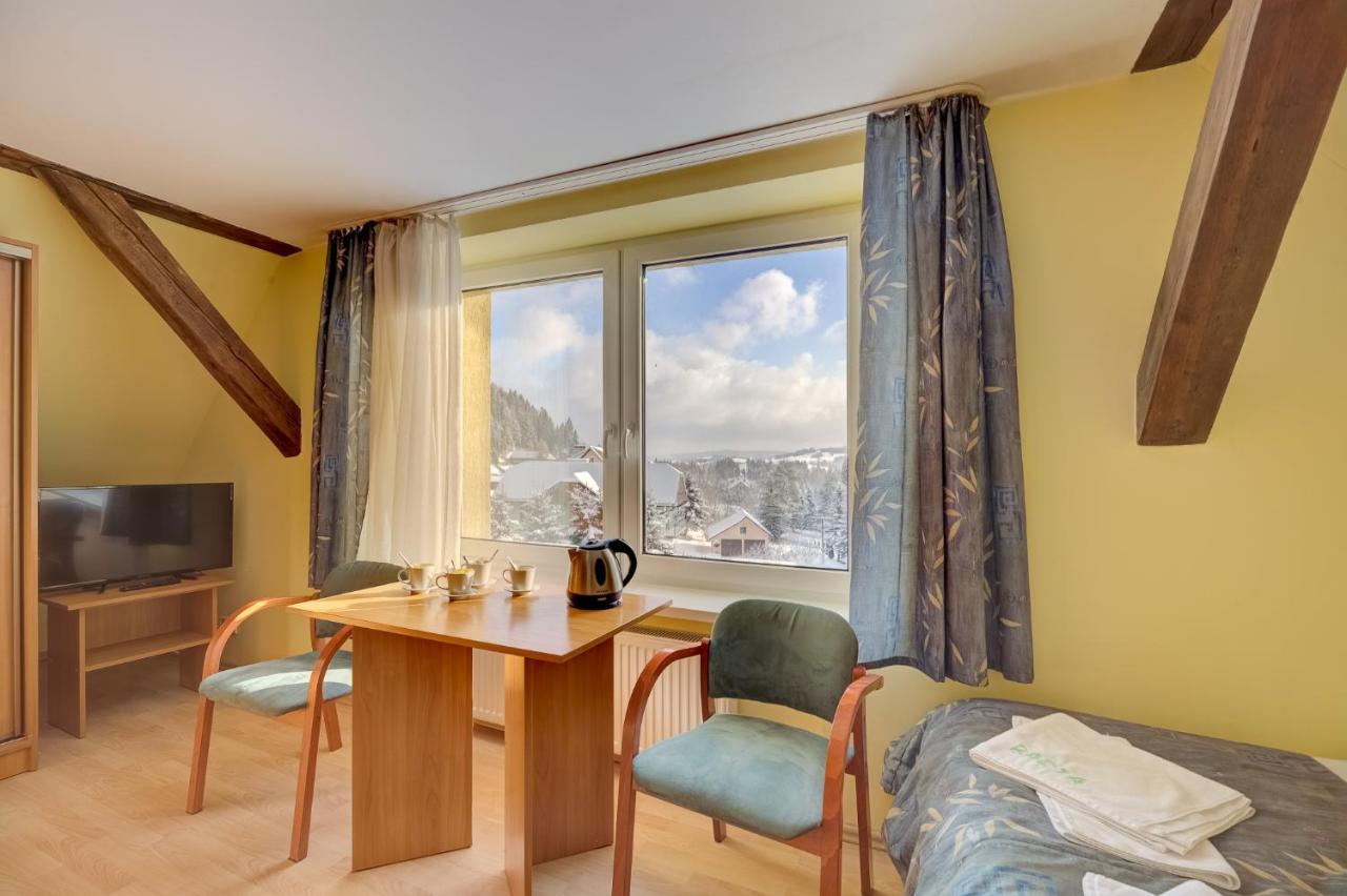 Osrodek Wypoczynkowy Barta Hotel Tylicz Exterior photo