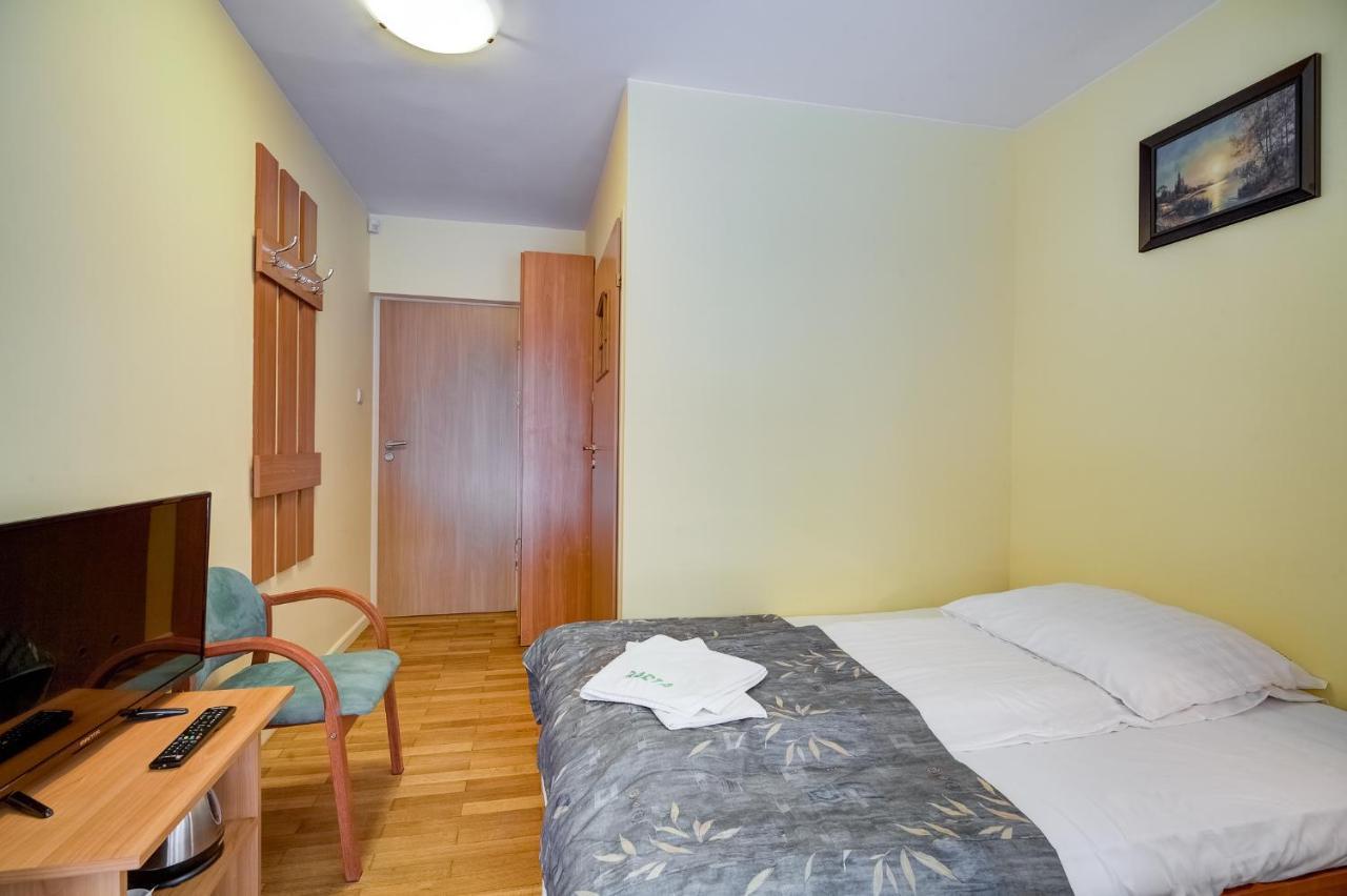 Osrodek Wypoczynkowy Barta Hotel Tylicz Exterior photo