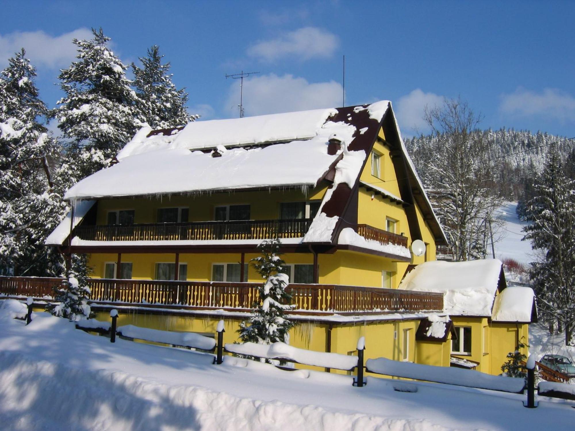 Osrodek Wypoczynkowy Barta Hotel Tylicz Exterior photo